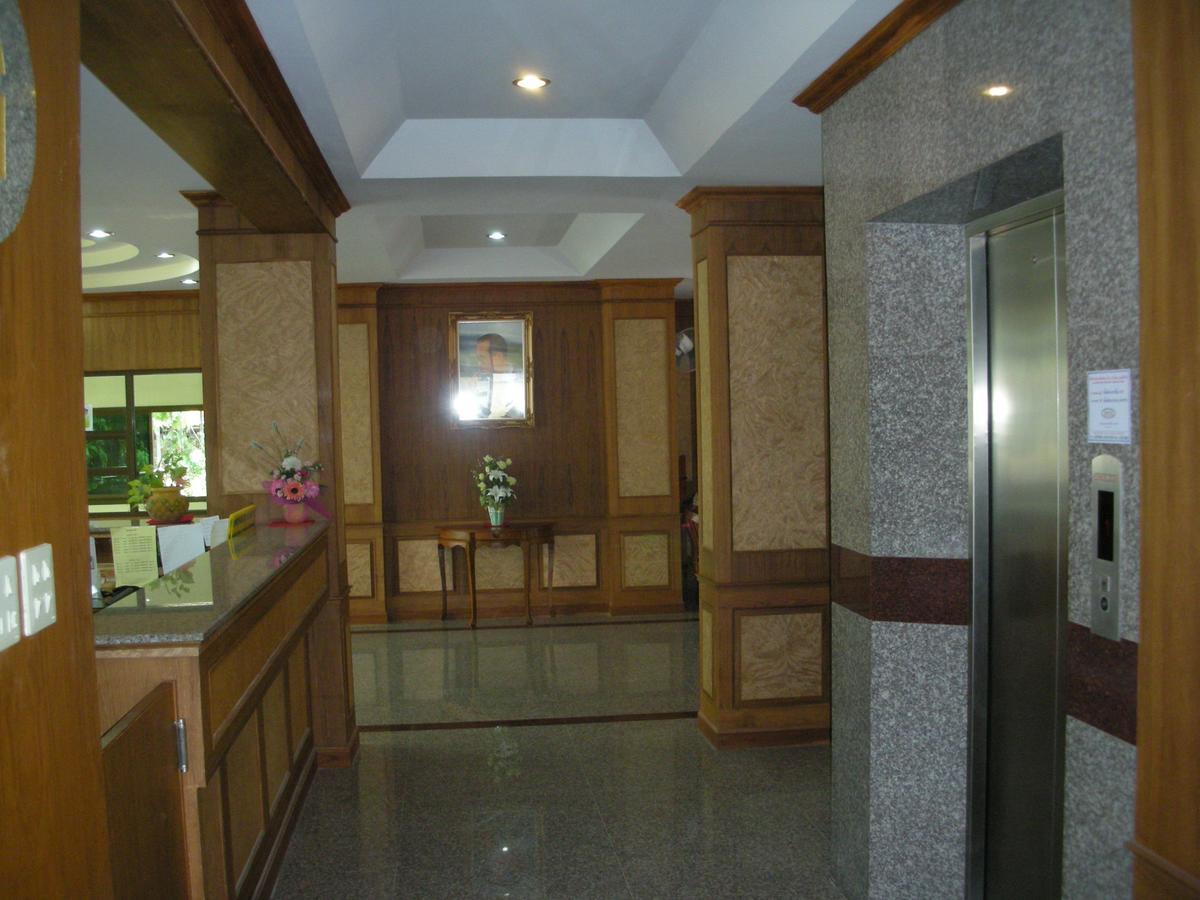 Veerasuda Condotel Ratchaburi Экстерьер фото