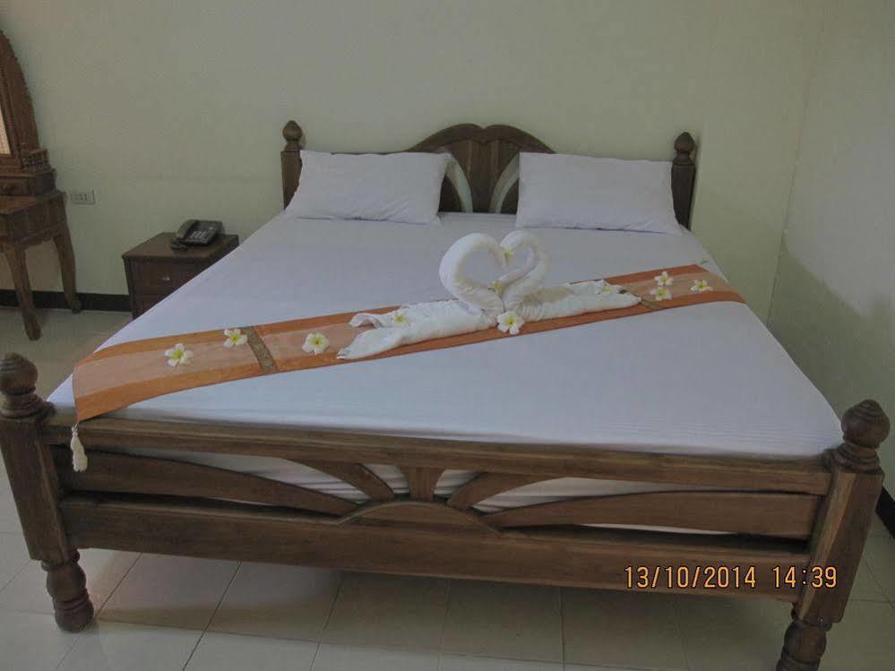 Veerasuda Condotel Ratchaburi Экстерьер фото